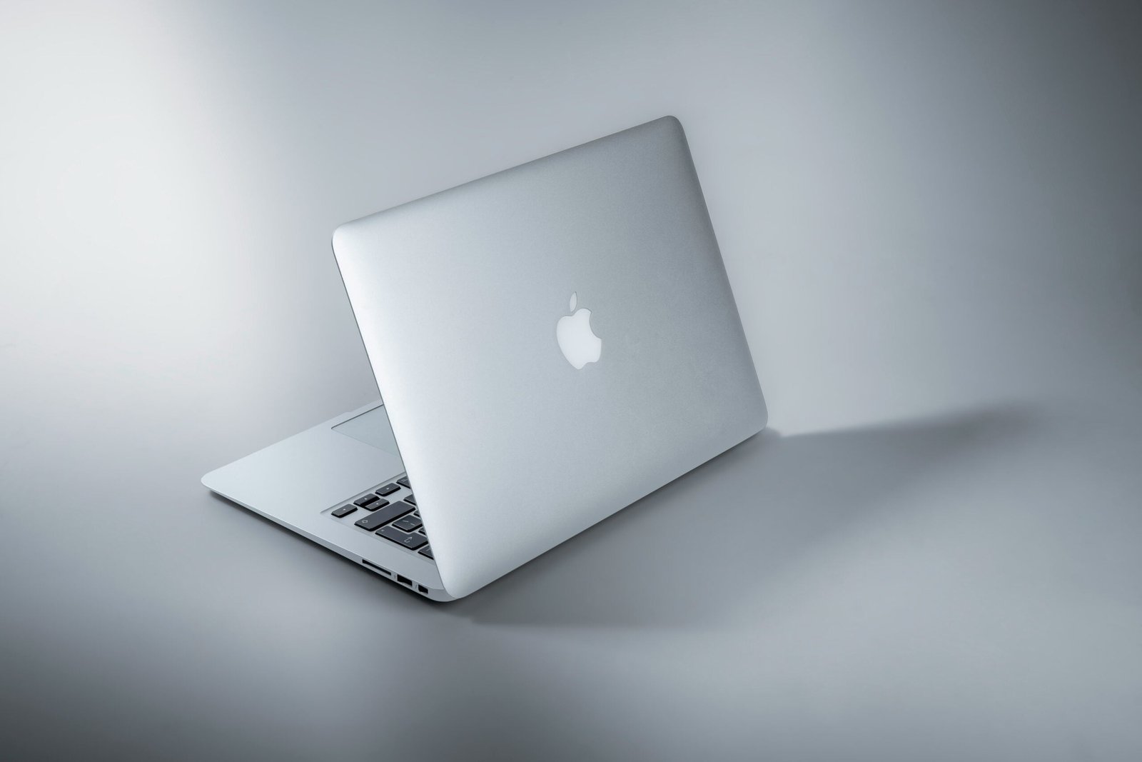 Apple Laptop Price and Specification
