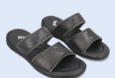 Introducing the BM4407 Black Men Slipper The Perfect Combination of Style and Comfort