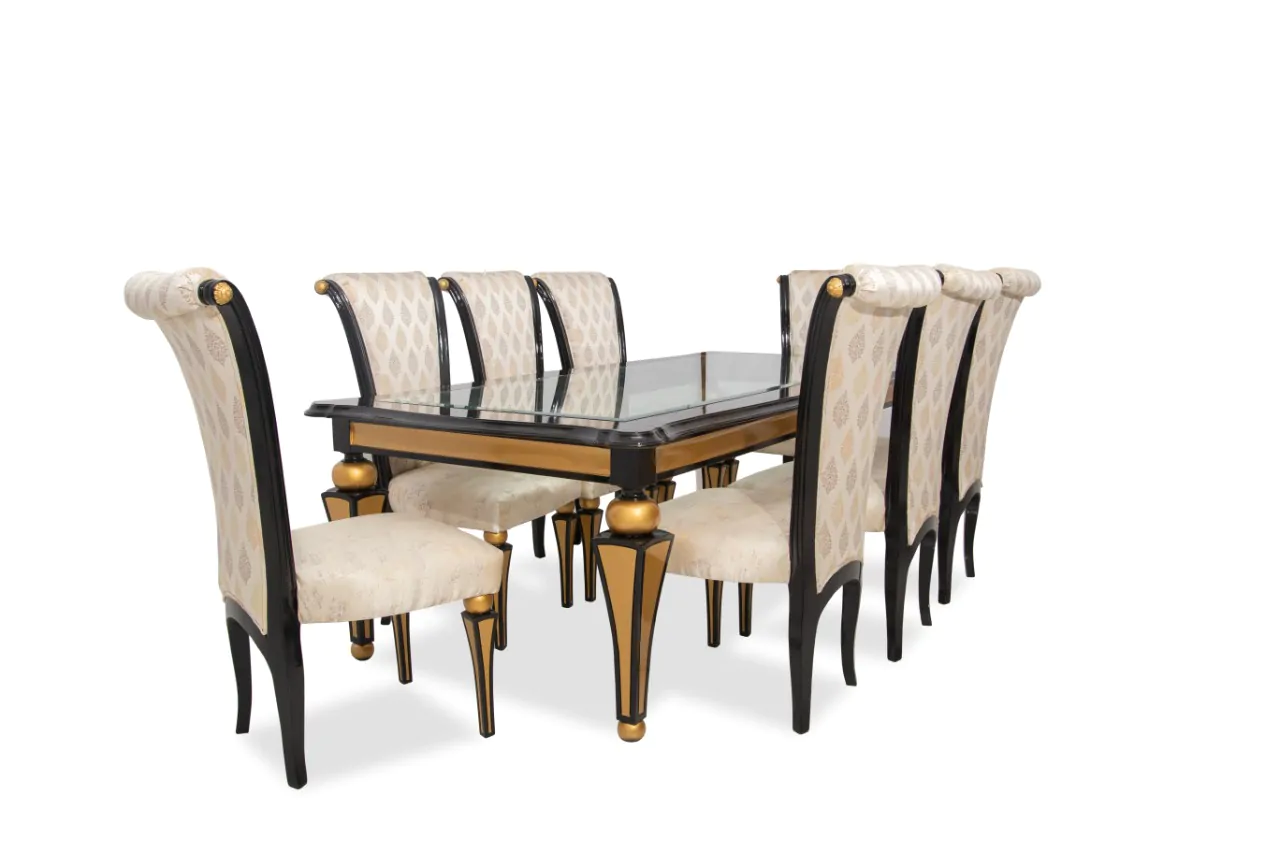 Classical Carved Dining – Exquisite Craftsmanship and Timeless Elegance