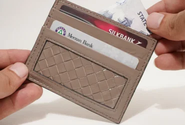 Introducing the Man Braided Card Holder Wallet The Perfect Slim and Stylish Solution for Carrying Cards and Cash