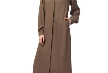 Introducing the Bashariya Front Open Abaya with Cuff A Stylish and Elegant Choice for Modest Fashion