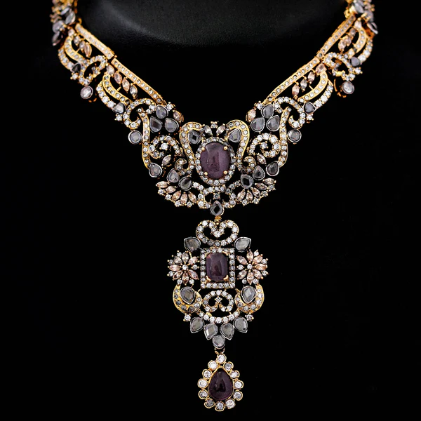 Understanding the Price and Specifications of Necklace Sets in Falsa Stone